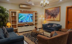 Emirates Lodges
